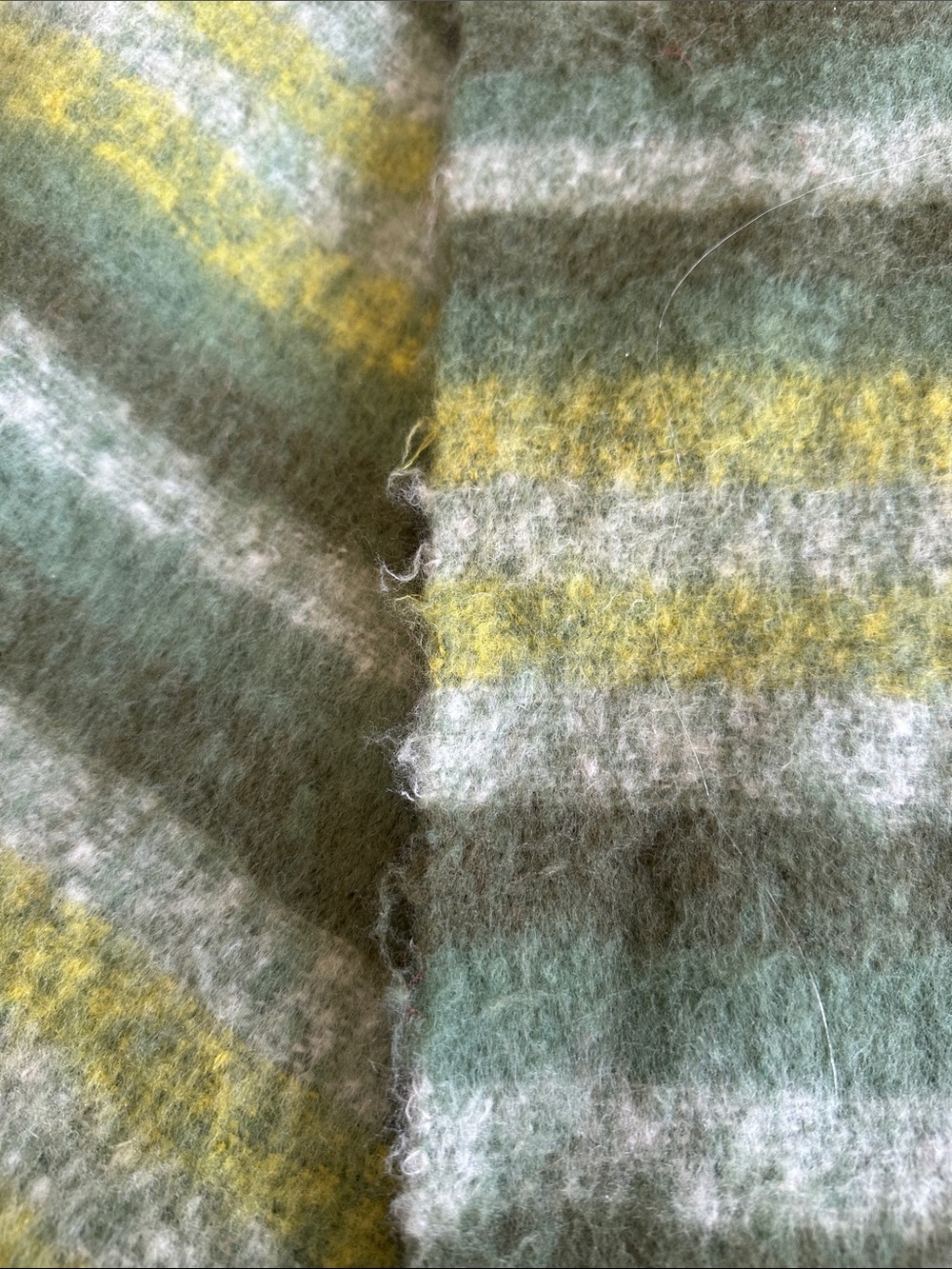 Cozy Green Mohair-Blend Fringe Scarf - Green - Picture 13 of 13